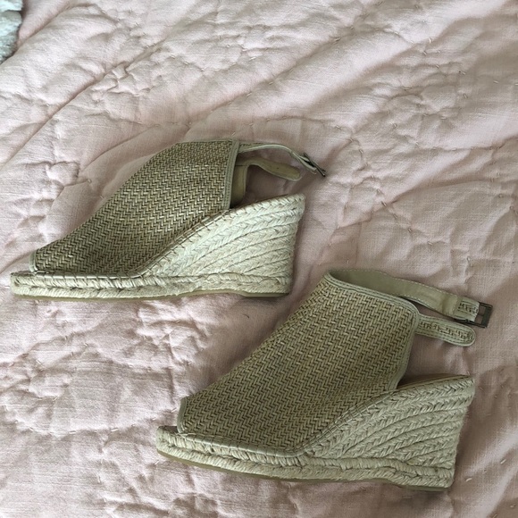 Sarah Summer Tan Wedges - Picture 1 of 3